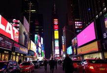 Midtown Nights: A Practical, Sensual Guide to Escort Services, Erotic Massage, and Manhattan After Dark