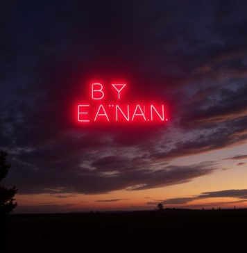 Manhattan After Dark: Sensual Massage, Nightlife, and the Art of &ldquo;Happy Ending Messages&rdquo;